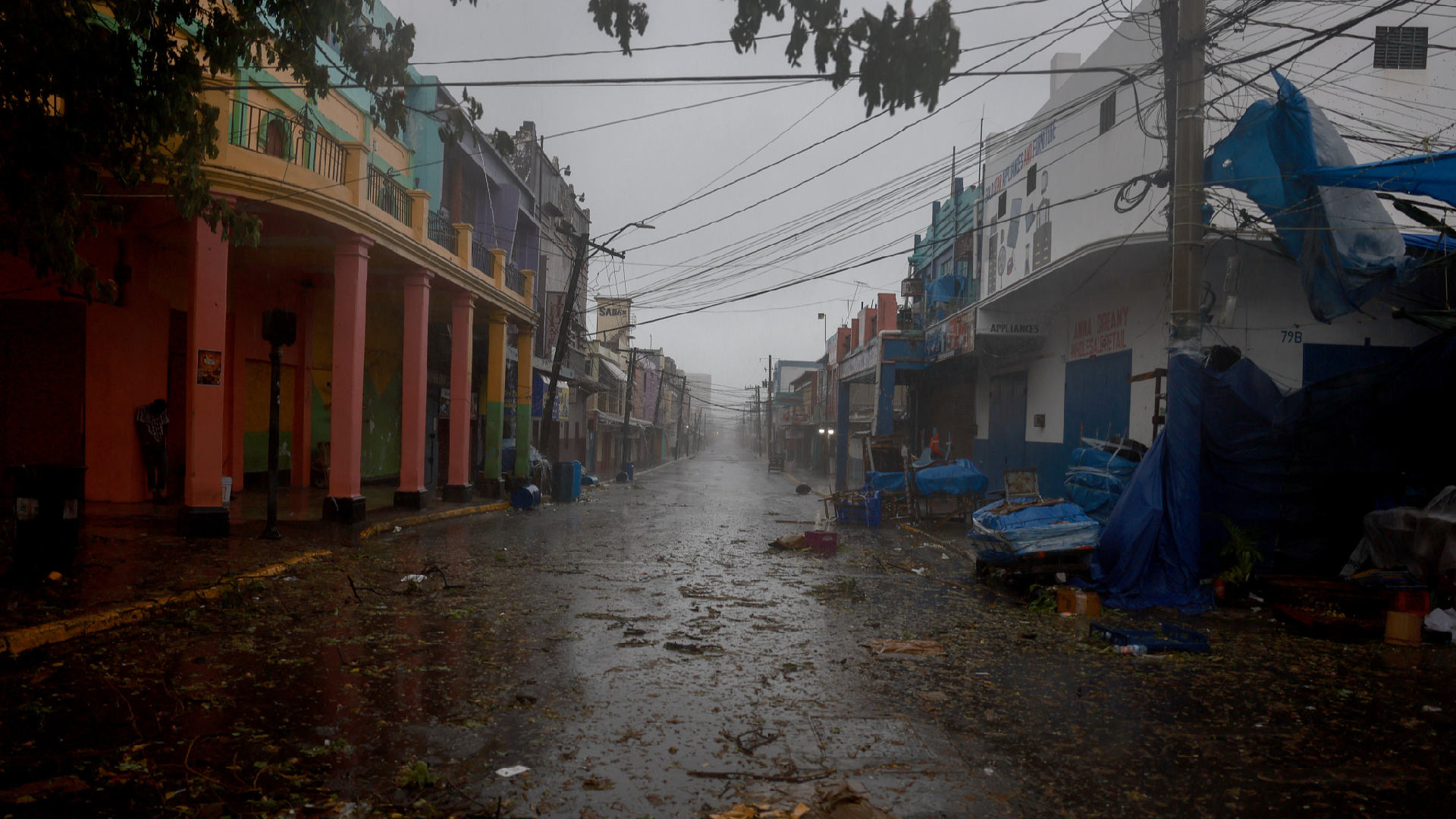 Hurricane Beryl roars by Jamaica after killing at least 7 people - CGTN