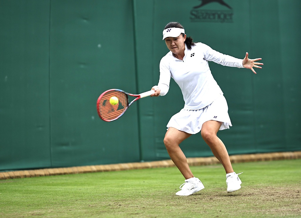 Zhu Lin of China in action during a women's singles match at the Wimbledon Tennis Championships in London, England, July 3, 2024. /CFP