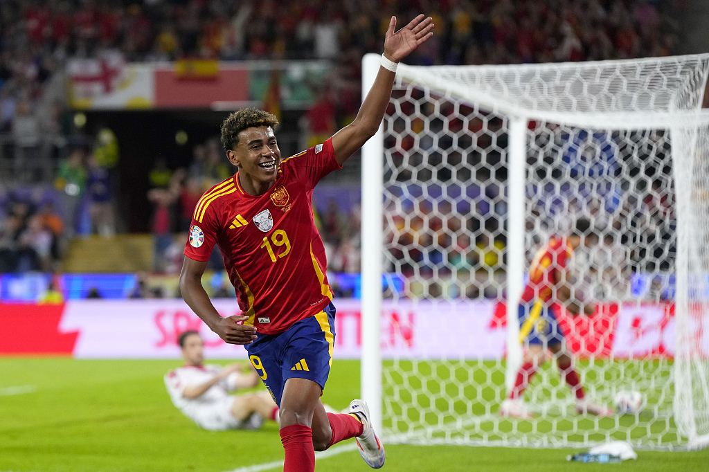 Lamine Yamal (#19) of Spain celebrates after scoring a goal in the Euro 2024 Round of 16 game against Georgia in Cologne, Germany, June 30, 2024. /CFP