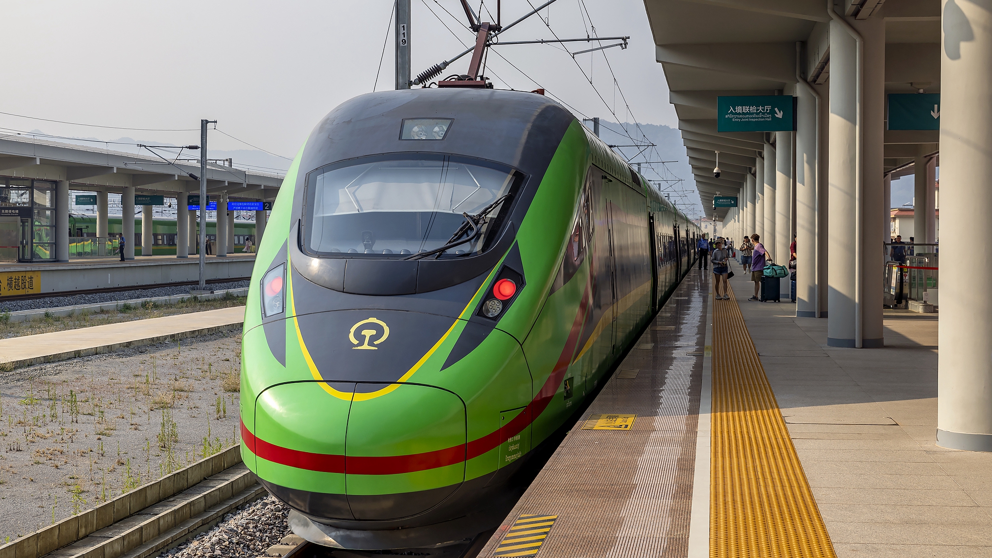 An international passenger train stops at the Mohan Station, southwest China's Yunnan Province, April 13, 2024. /CFP