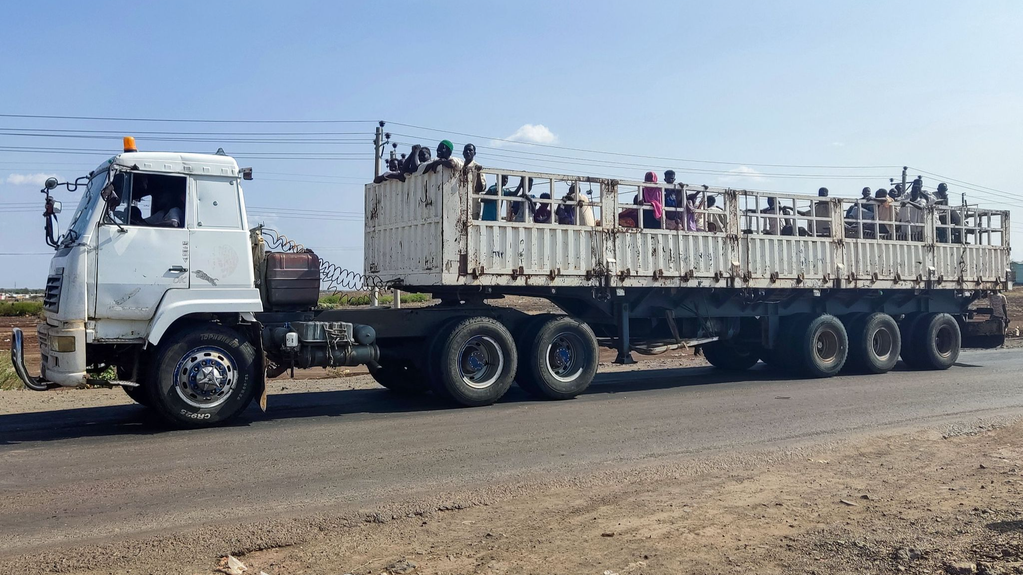 People fleeing the town of Singa, the capital of Sudan's southeastern Sennar state, arrive in Gedaref in the east of the war-torn country on June 30, 2024. /CFP