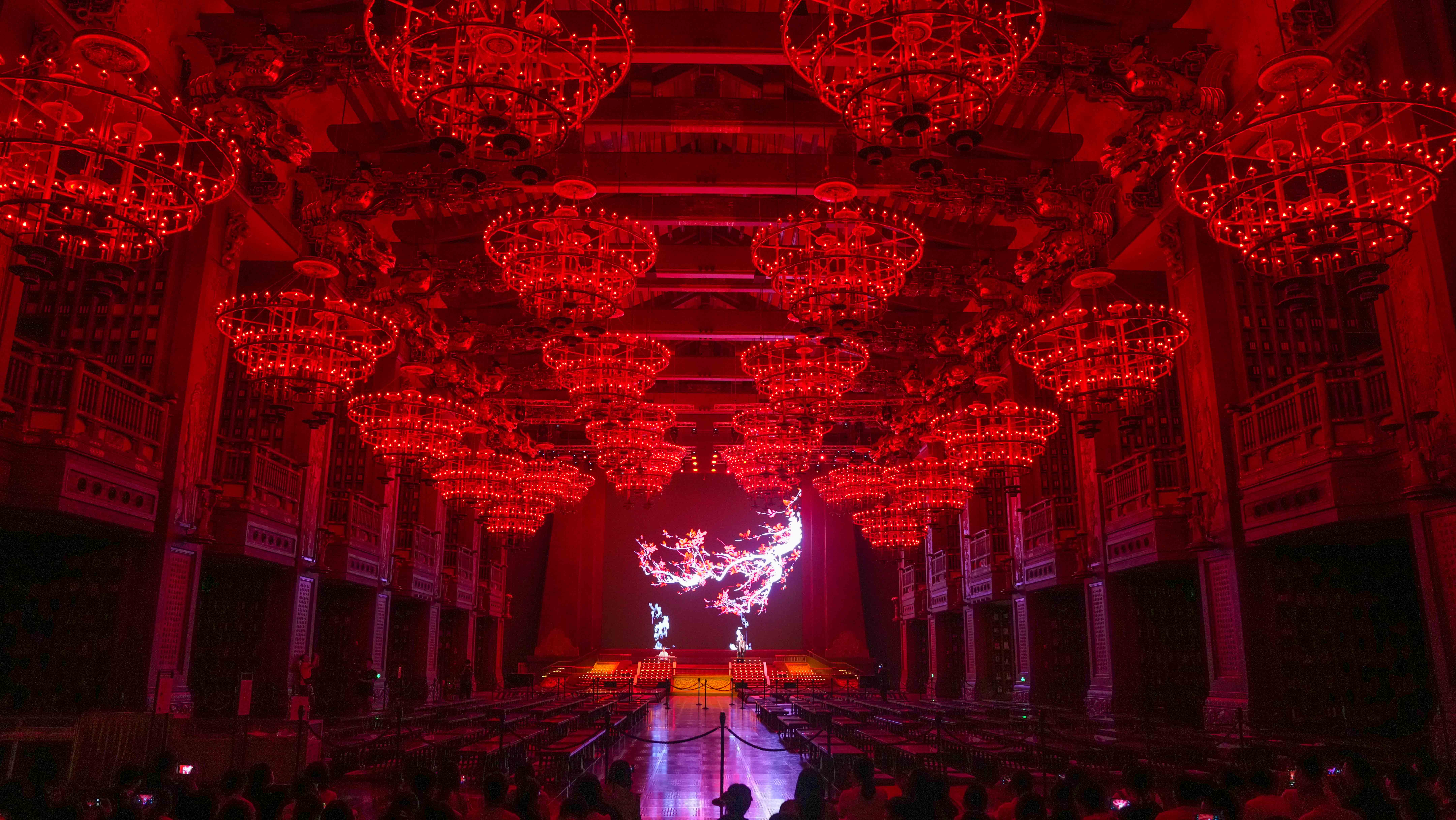 Light show 'All for Benevolence' staged at Nishan Sacred Land in Qufu