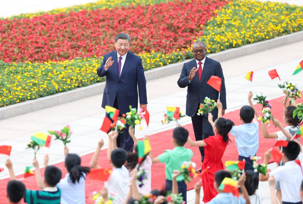 Chinese President Xi Jinping holds a welcome ceremony for President Umaro Sissoco Embalo of the Republic of Guinea-Bissau at the square outside the east gate of the Great Hall of the People prior to their talks in Beijing, capital of China, July 10, 2024. /Xinhua