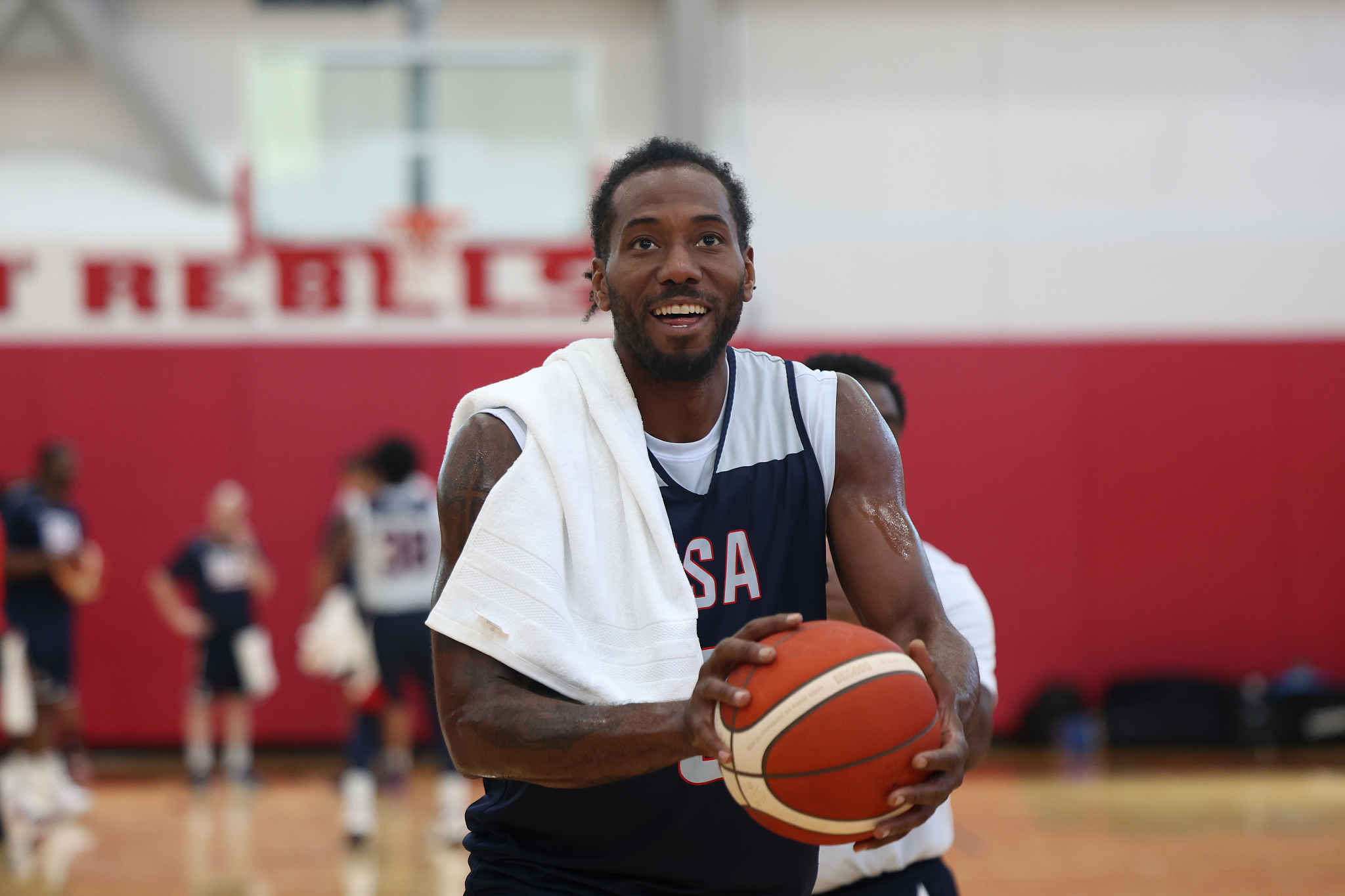 Kawhi Leonard of the USA trains during a team practice in Las Vegas, Nevada, July 7, 2024. /CFP