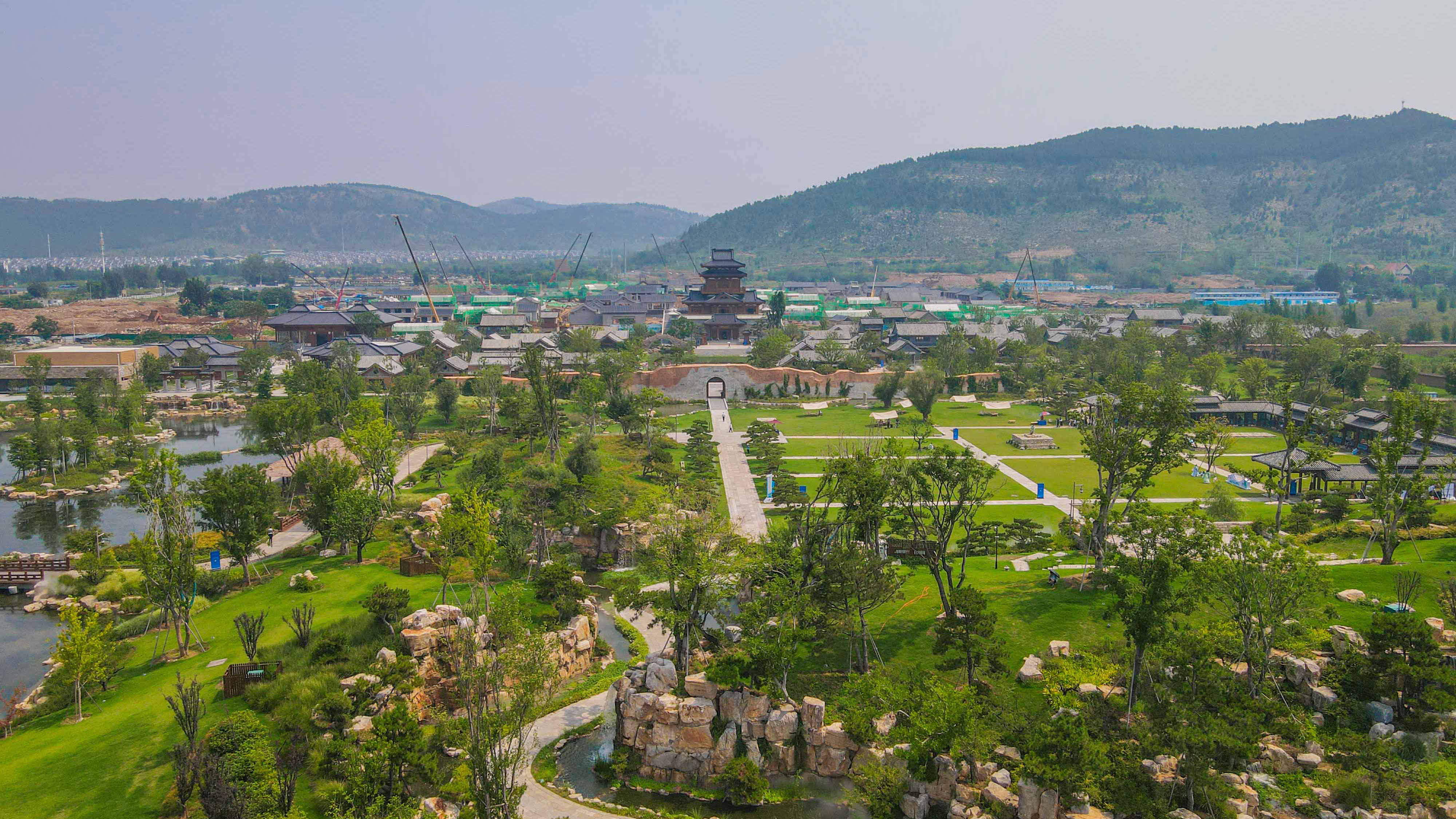 Drone view reveals fascinating Luyuan Town in Confucius' birthplace