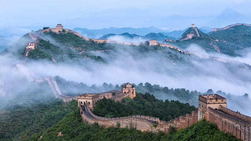 Live: Visit the Jinshanling section of the Great Wall of China