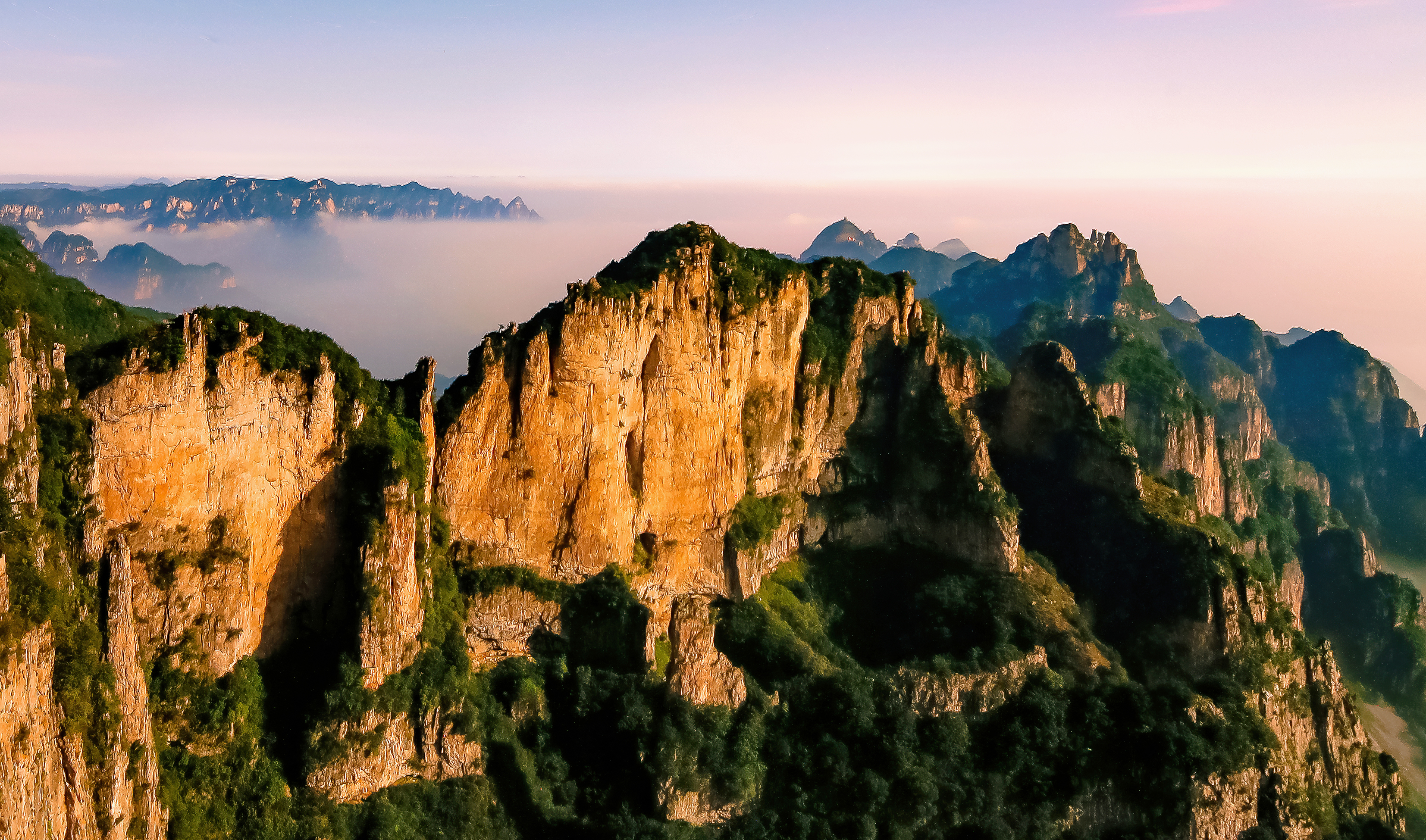 Taihang Mountain miracle: Connecting remote village with world beyond