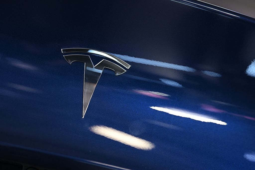 A Tesla logo present on a Tesla car on display at Viva Technology 2024 in Paris, France, on May 24, 2024./ CFP
