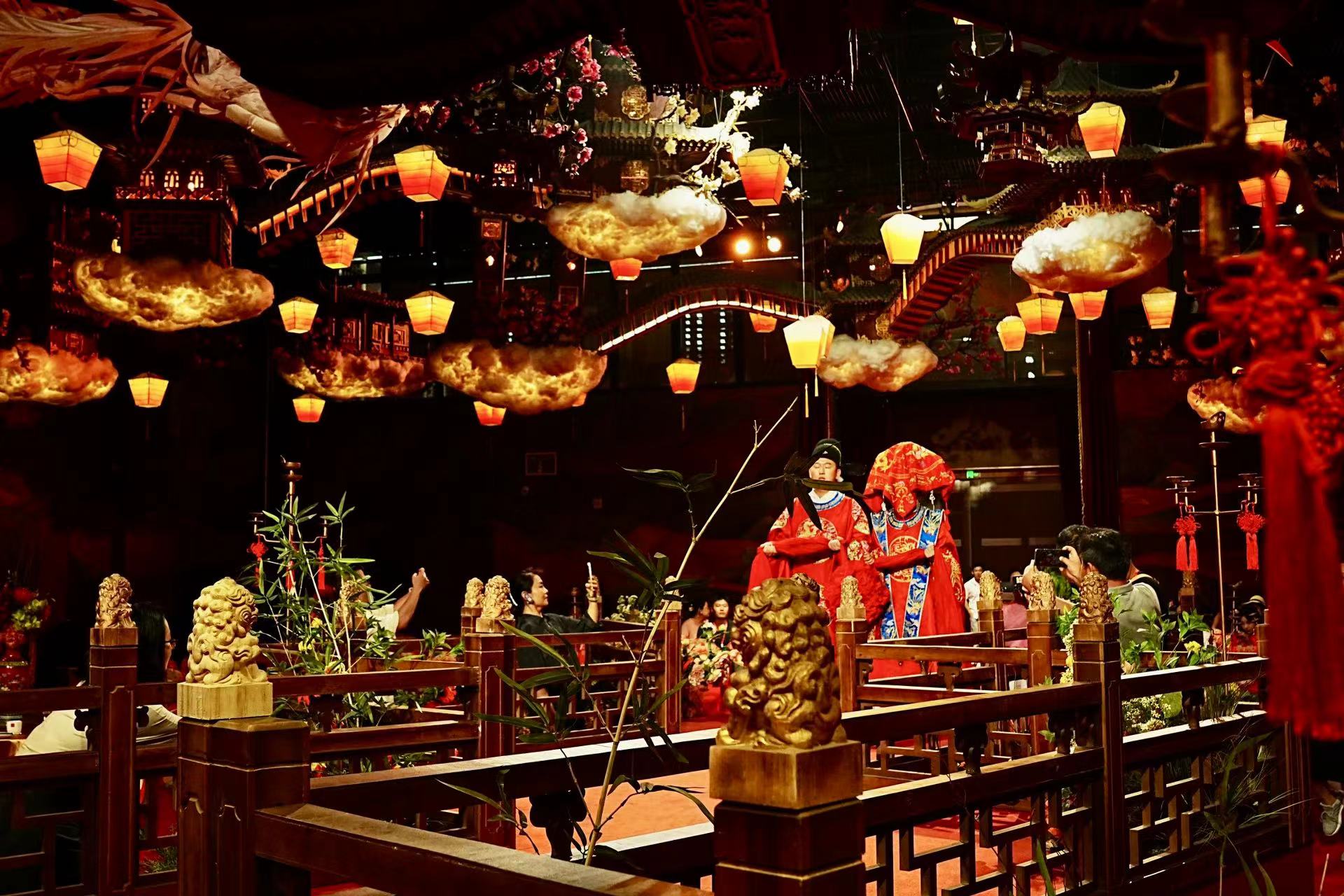 Explore the rich traditional Chinese wedding culture in Shanxi's Suzhuang Village
