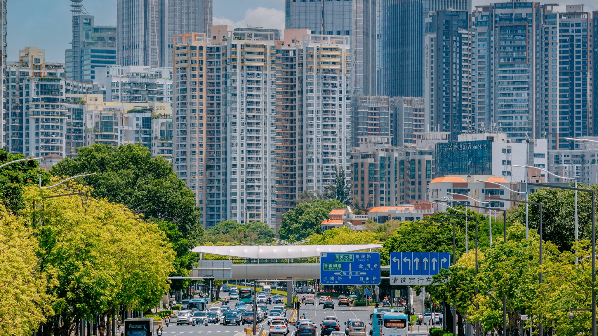 A view of Shenzhen City, south China's Guangdong Province. Shenzhen has been staying at the forefront of China's reform and opening up drive. /CFP