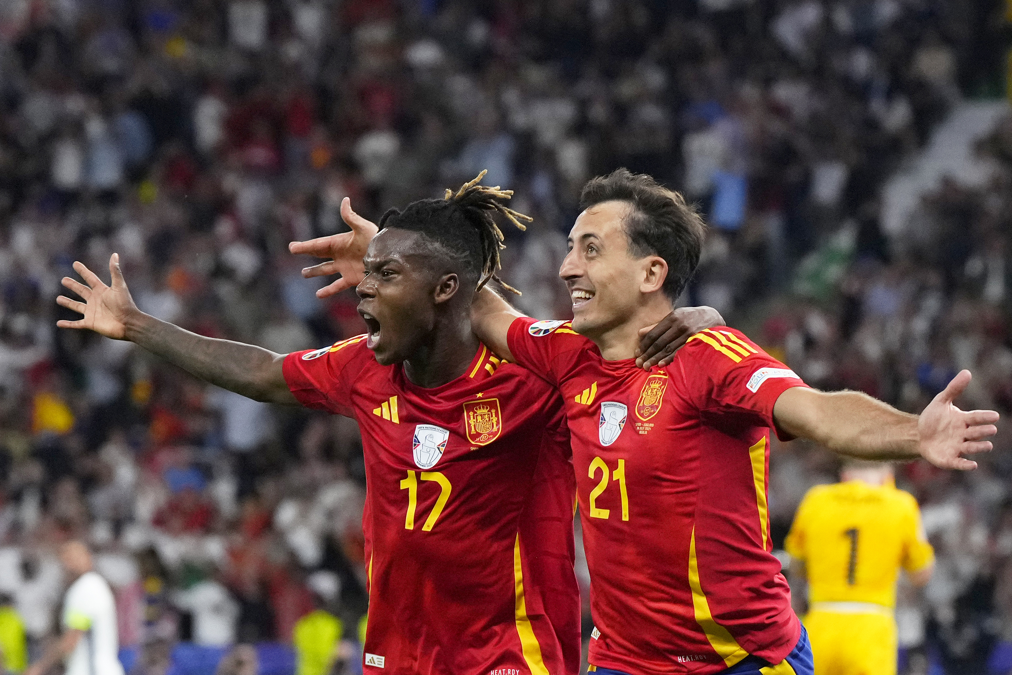 Spain's Mikel Oyarzabal (R) celebrates with Nico Williams after scoring their team's second goal during the UEFA Euro 2024 final between Spain and England in Berlin, Germany, July 14, 2024. /CFP