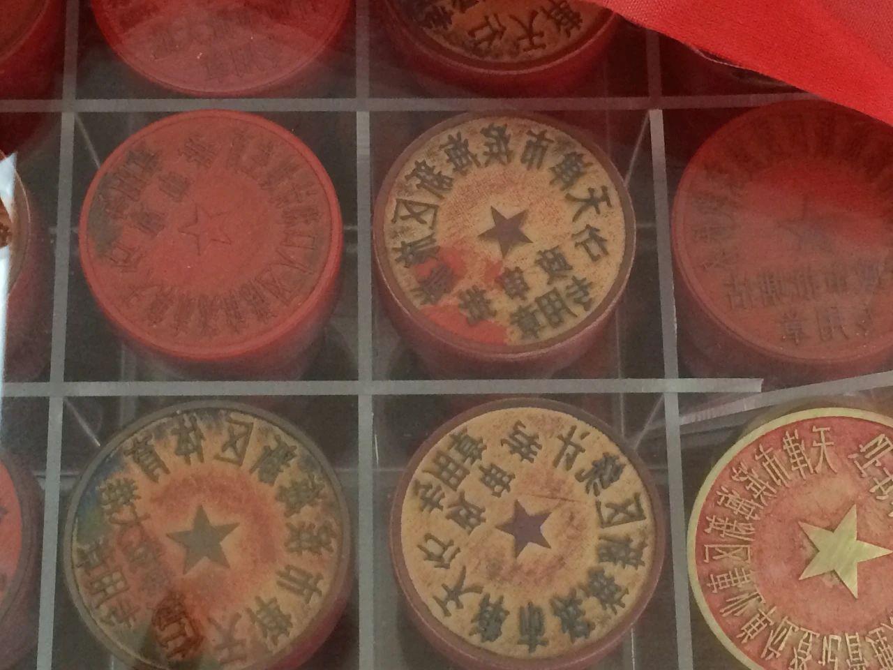 Over 100 official seals from Binhai New Area, Tianjin Municipality, are displayed in the National Museum of China. /CMG
