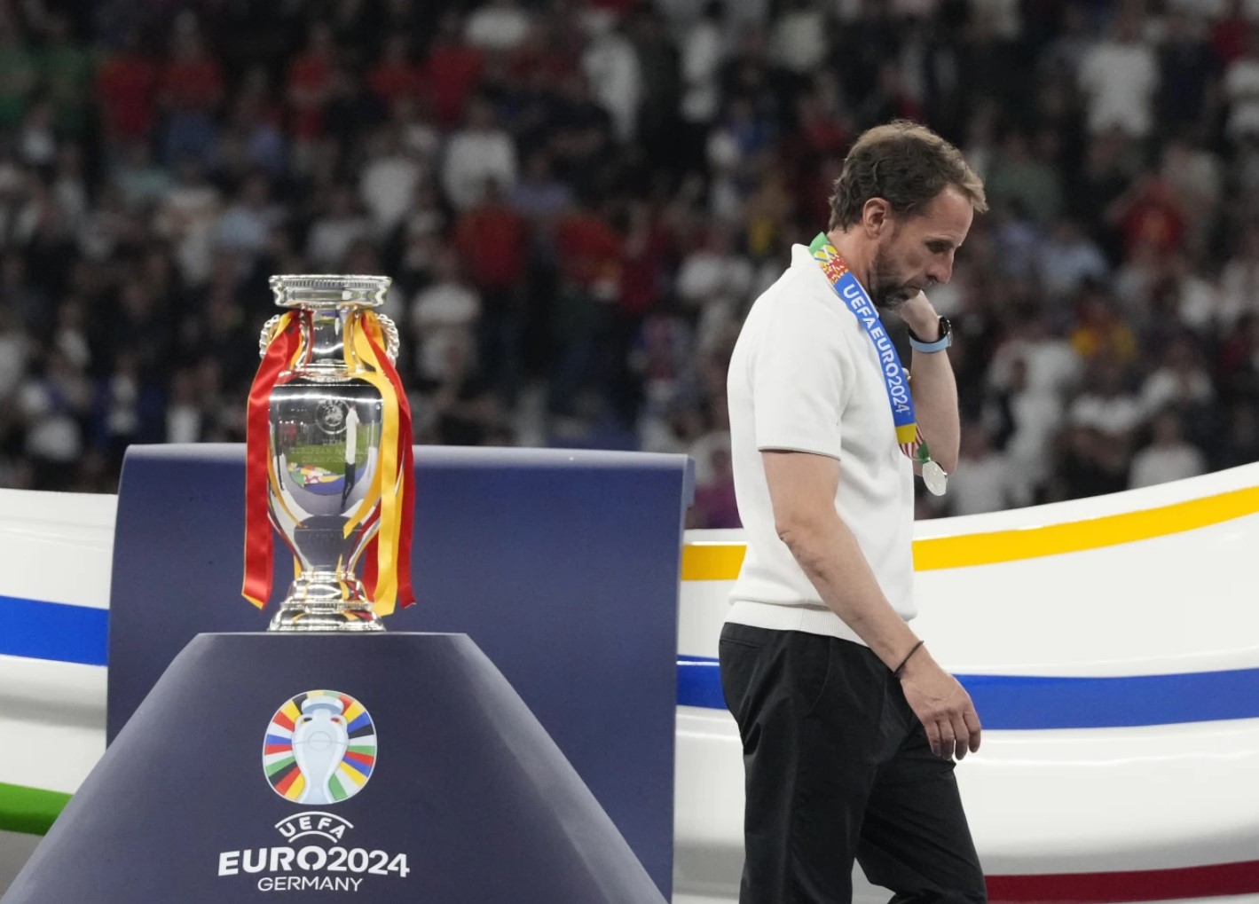 Gareth Southgate, then manager of England men's team, walks past the trophy at the end of the UEFA Euro final between Spain and England, in Berlin, Germany, July 14, 2024. /CFP