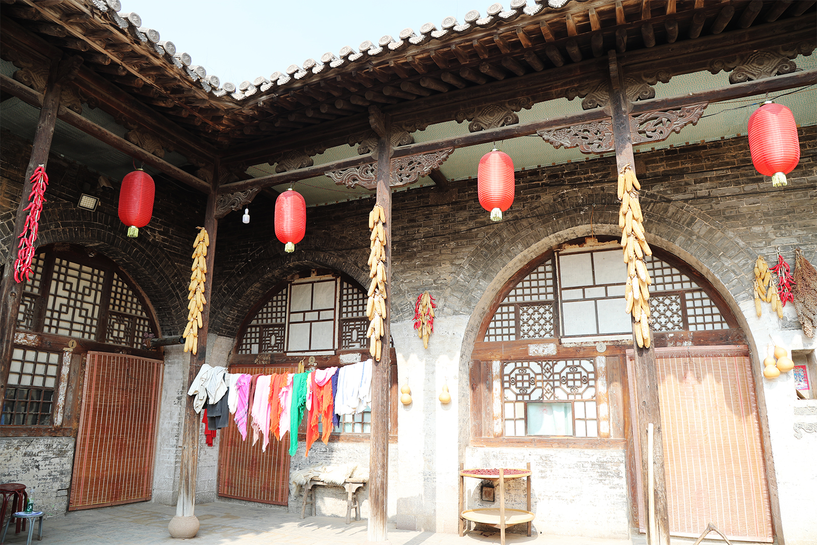 A view of a courtyard in Lijiashan Village /CGTN