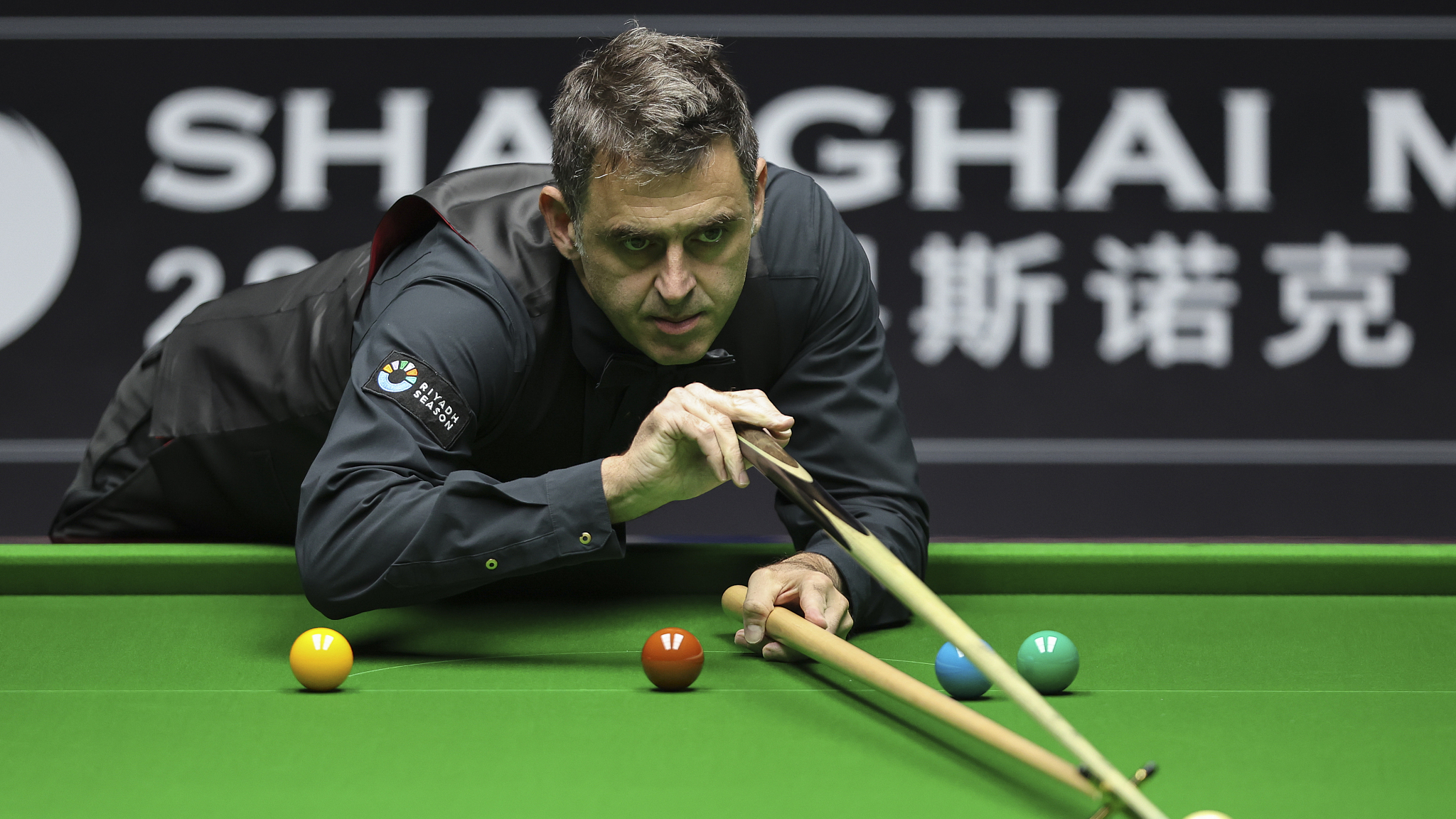 Ronnie O'Sullivan knocks out Ding Junhui at Shanghai Masters