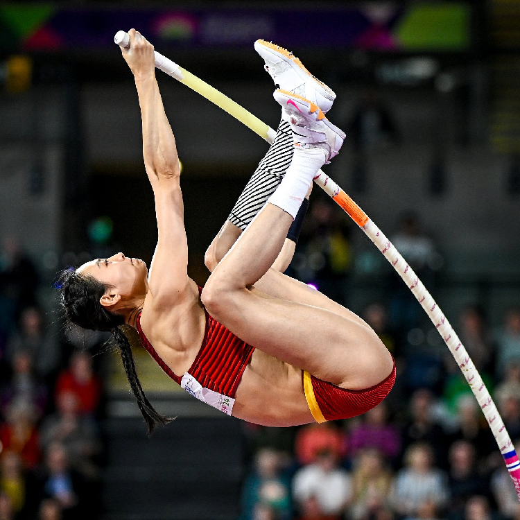 Chinese pole vaulter Li Ling pulls out of Paris Olympics after surgery ...