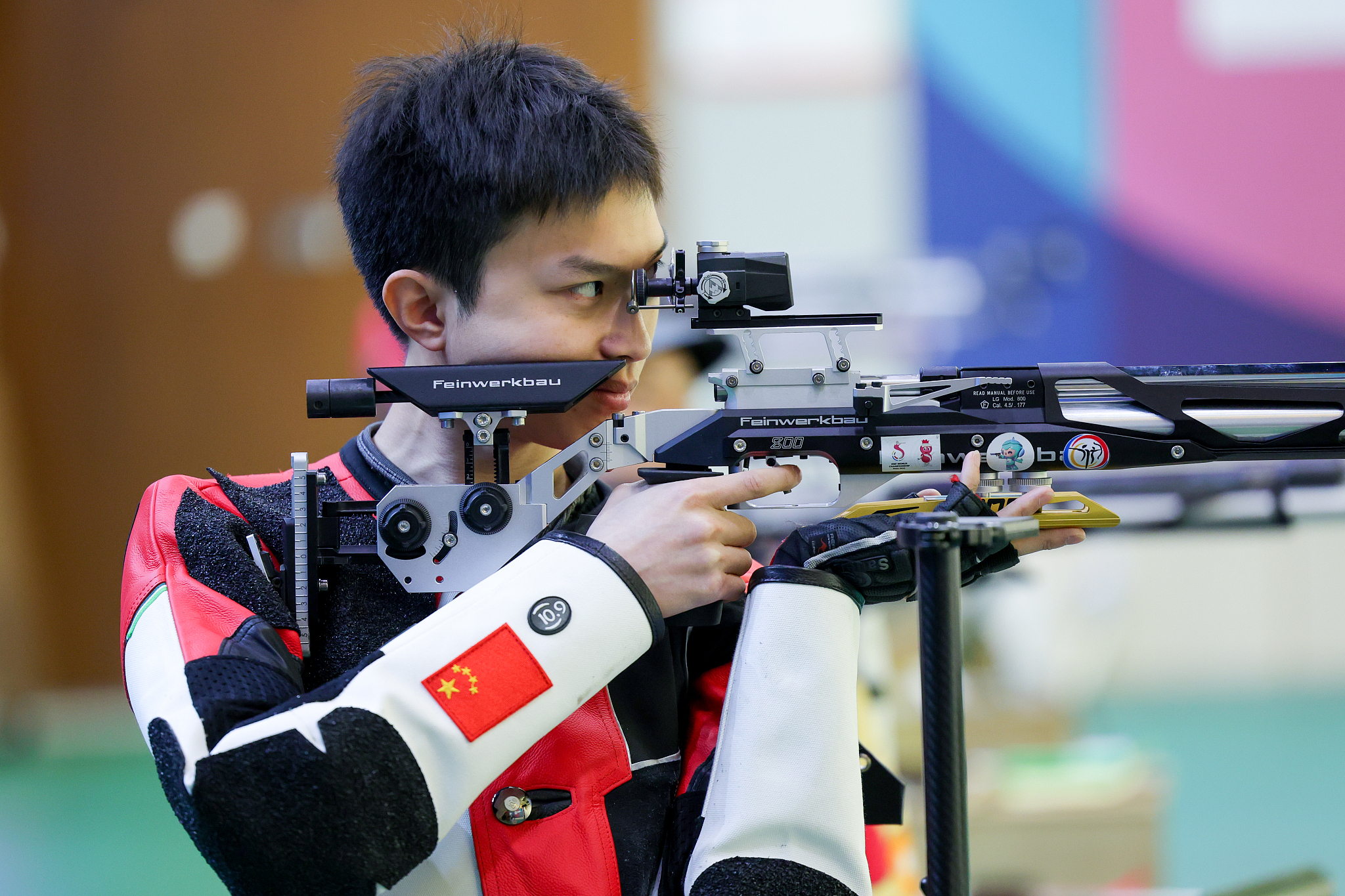 Du Linshu of China shoots during practice in Beijing, April 17, 2024. /CFP