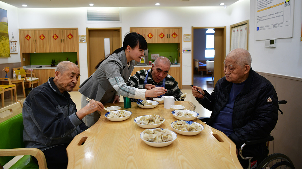 China tackles aging demographic, low birth rates via further reform