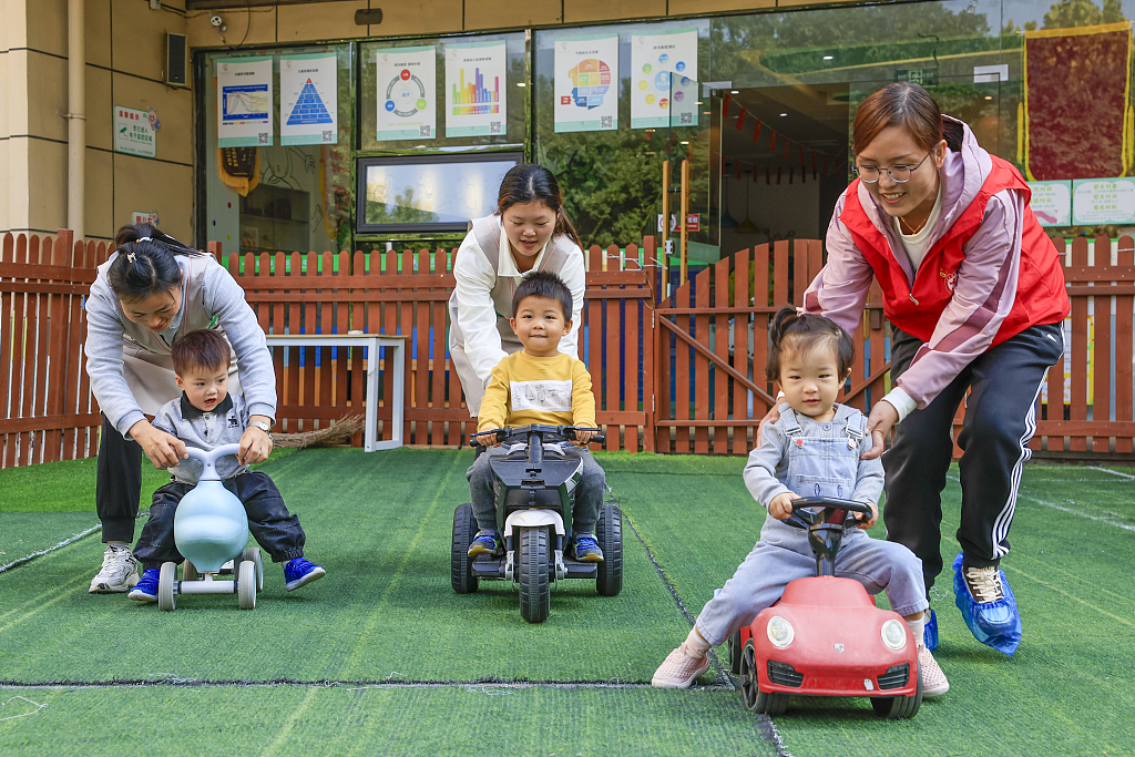 Children at a community childcare facility, Hefei City, east China's Anhui Province, October 24, 2023. /CFP