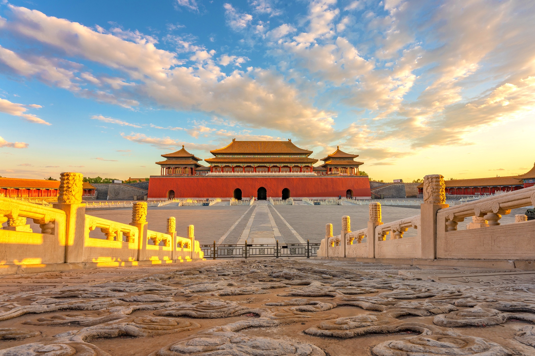 A file photo shows the Forbidden City at sunset in Beijing. /CFP