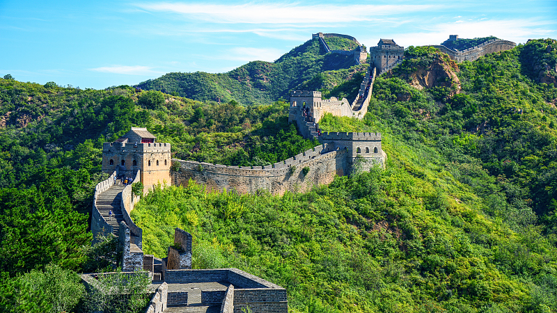 Live: Explore the majestic Jinshanling section of the Great Wall