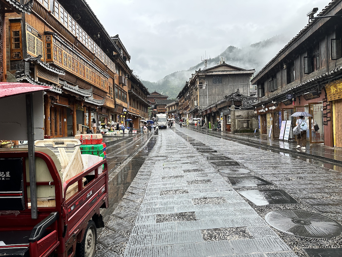 Moderate rain in Qiandongnan Miao and Dong Autonomous Prefecture, Guizhou Province, southwest China, July 29, 2024. /CFP