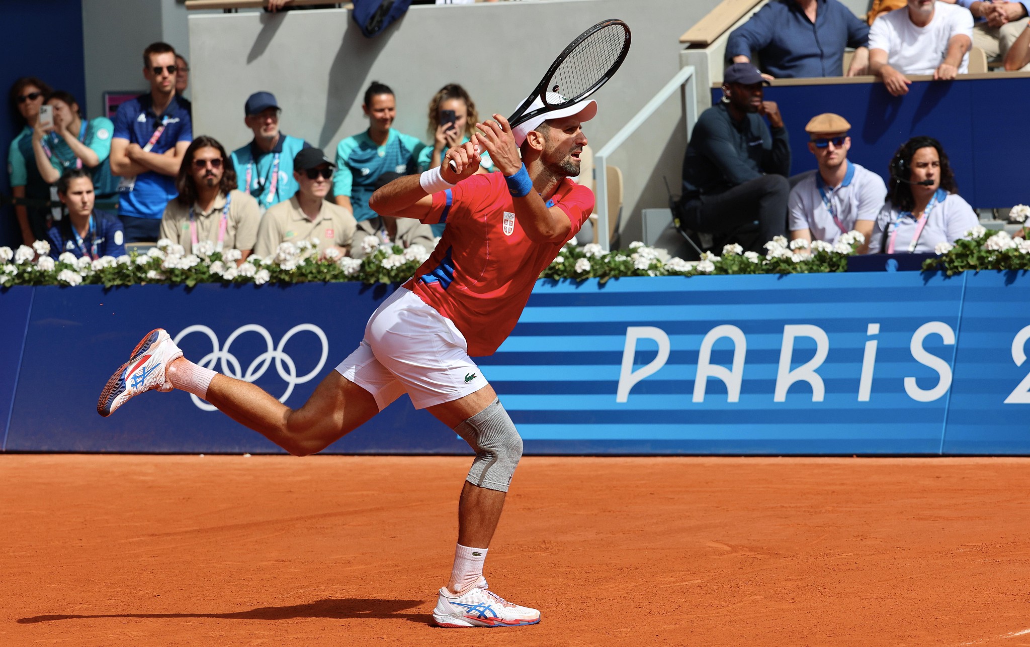 Serbia's Novak Djokovic hits a shot in the men's singles tennis final at the 2024 Summer Olympics at the Roland Garros Stadium in Paris, France, August 4, 2024. /CFP