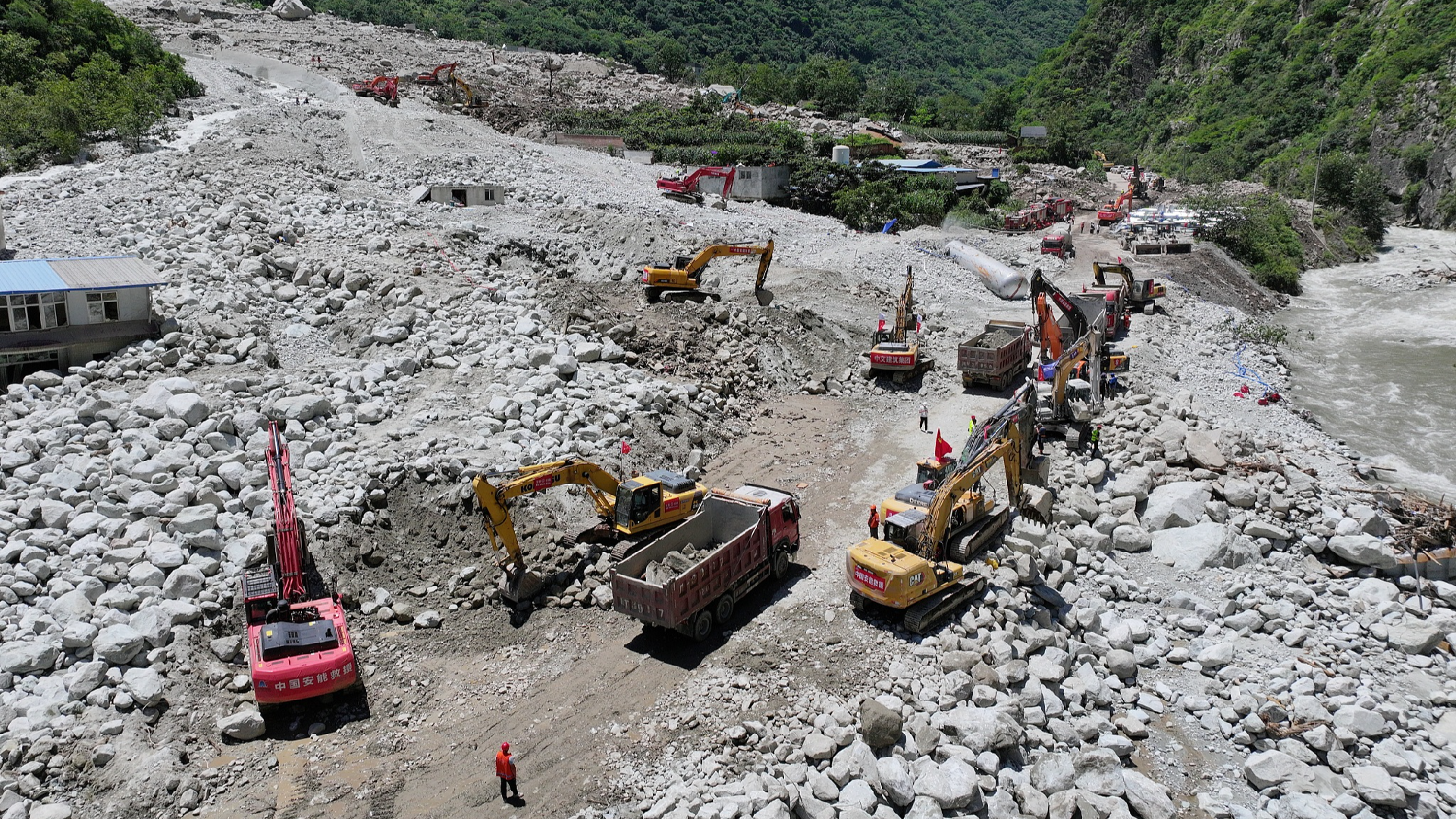 Expert Associates Deadly Mudslide in SW China with Changes in Rainfall Patterns