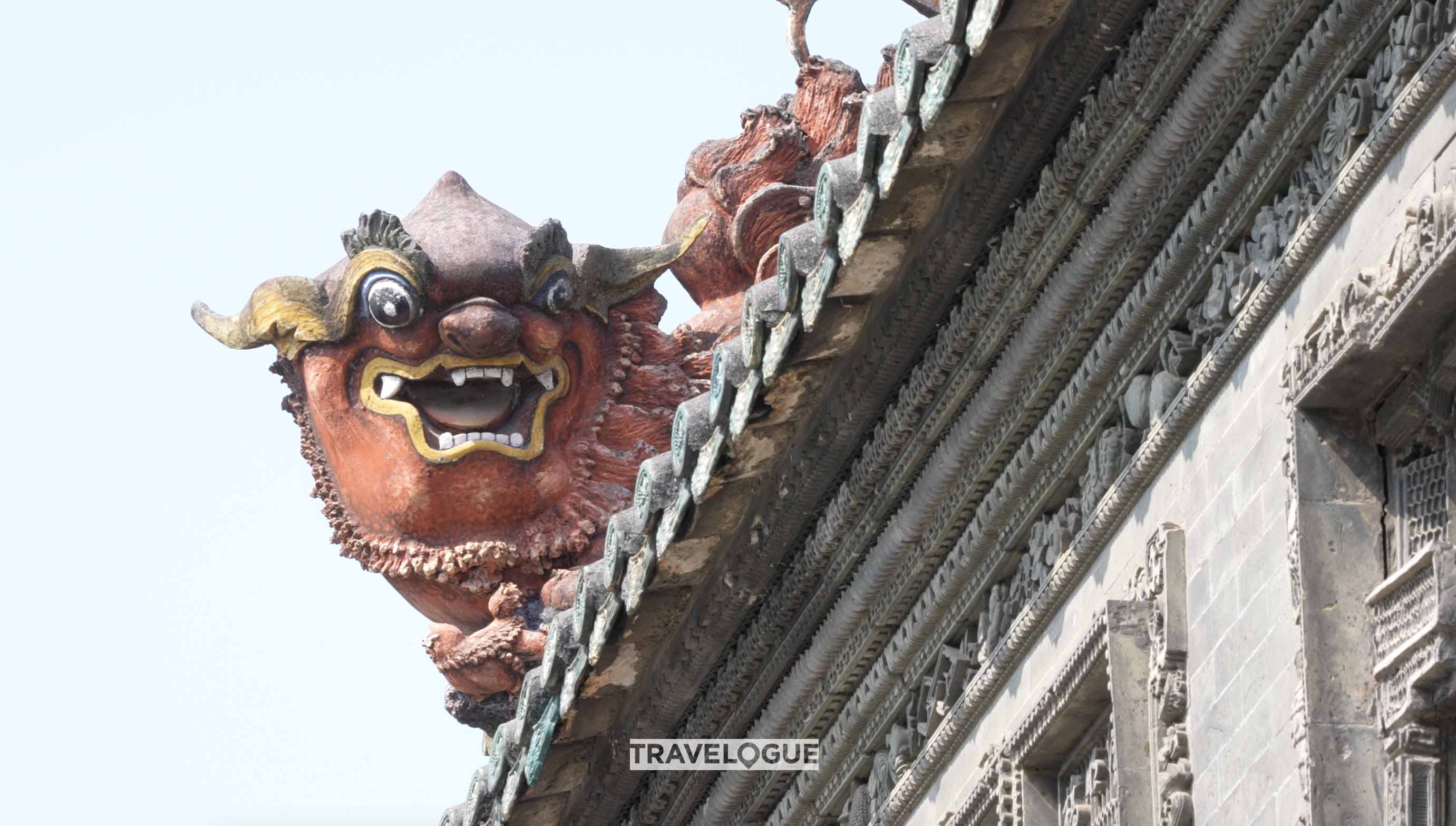 Artwork adorns the roofs of the Chen Clan Ancestral Hall in Guangzhou, Guangdong Province. /CGTN