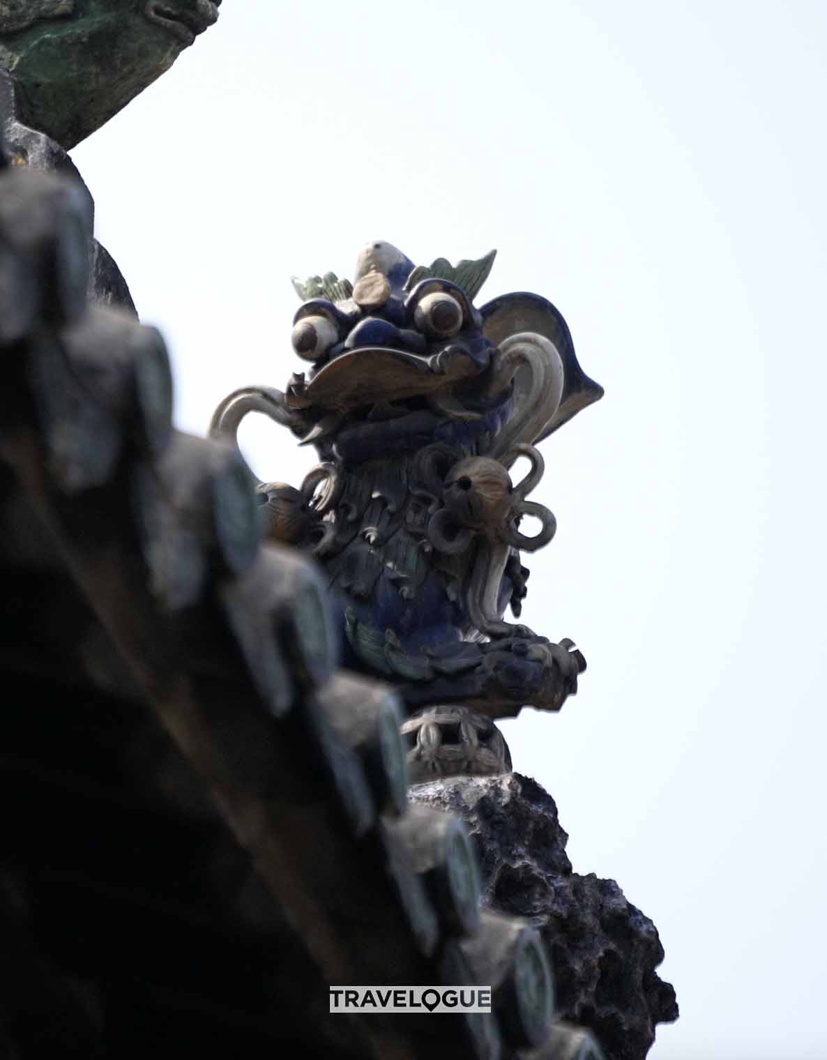 Artwork adorns the roofs of the Chen Clan Ancestral Hall in Guangzhou, Guangdong Province. /CGTN