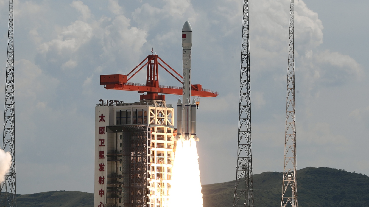 China initiates launch of initial satellites for massive internet constellation endeavor