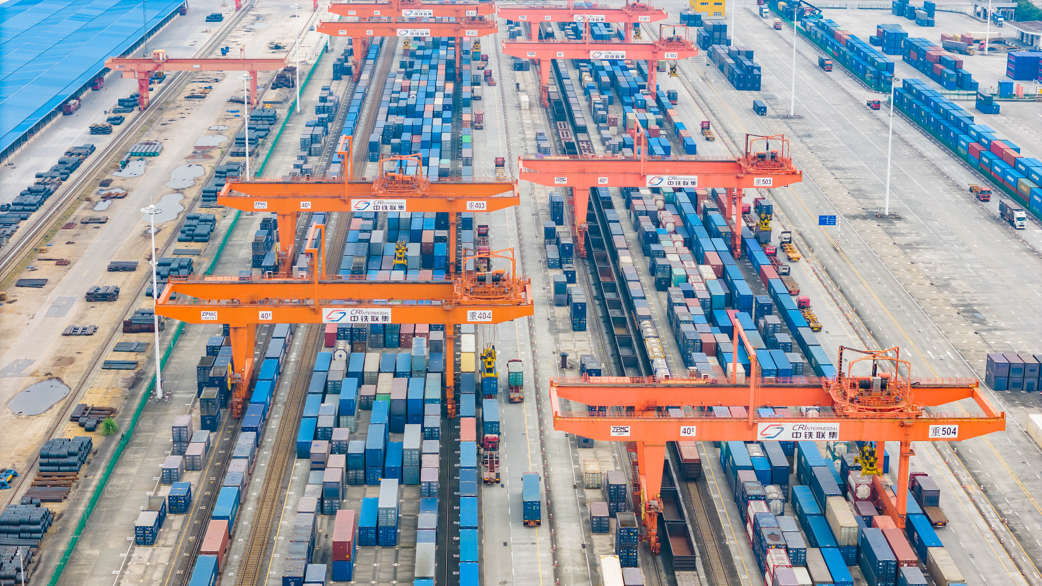 The New International Land-Sea Trade Corridor trains wait for departure at Tuanjiecun Railway Container Center station in Chongqing Municipality, southwest China. /CFP