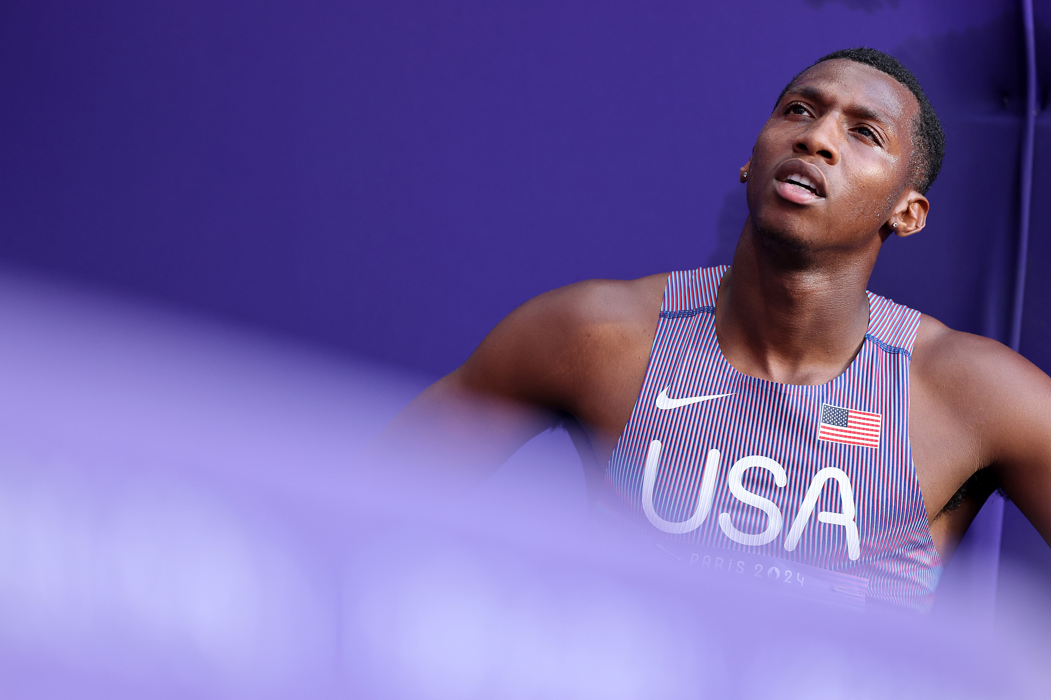 Erriyon Knighton of USA looks on after competing in the men's 200-meter event at the 2024 Summer Olympic Games in Paris, France, August 5, 2024. /CFP