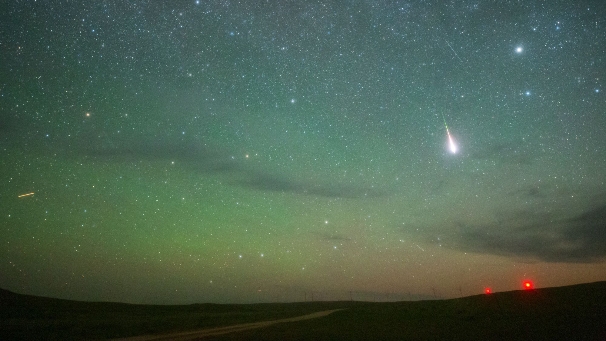 Live: Encountering Perseid meteor shower on China's Valentine's Day