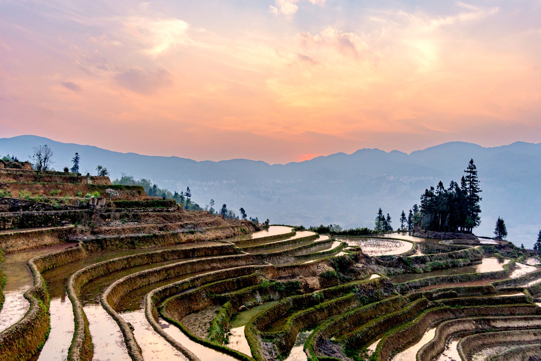 Terraced fields are pictured in the village of Azheke in Yunnan Province. /CFP