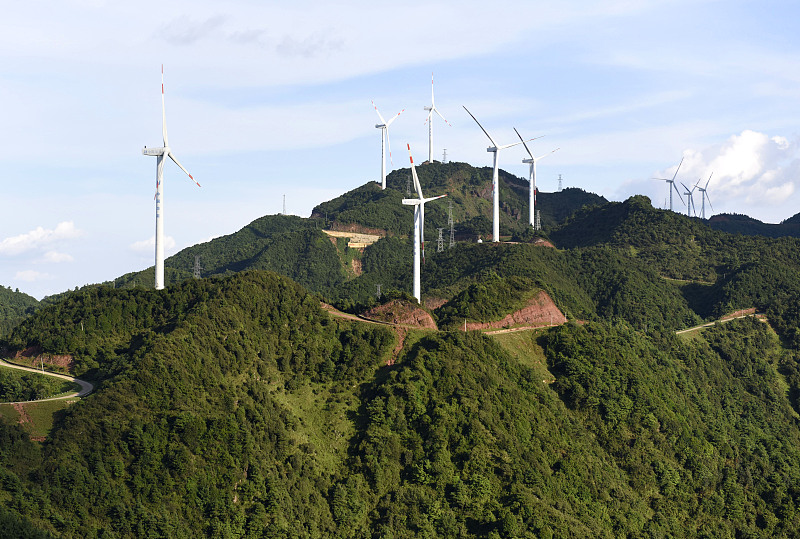 Ladang Angin Dongshan di daerah Weishan, prefektur Dali, Provinsi Yunnan, Tiongkok Barat Daya, 25 Juli 2024. /CFP