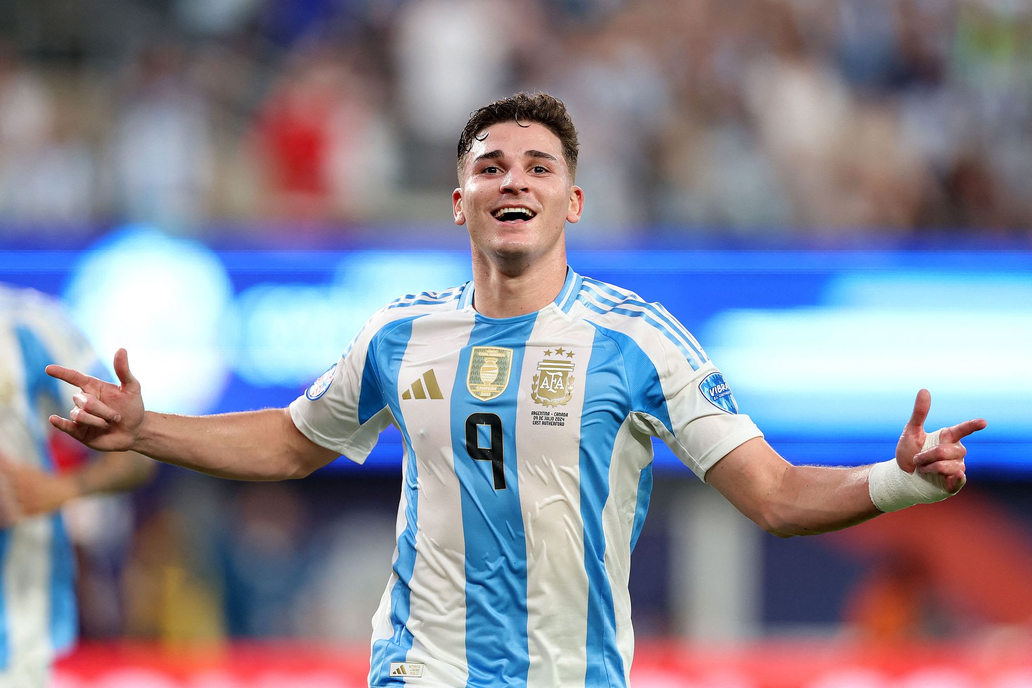 Julian Alvarez of Argentina celebrates after scoring a goal in the Copa America semifinals against Canada at MetLife Stadium in East Rutherford, New Jersey, July 9, 2024. /CFP