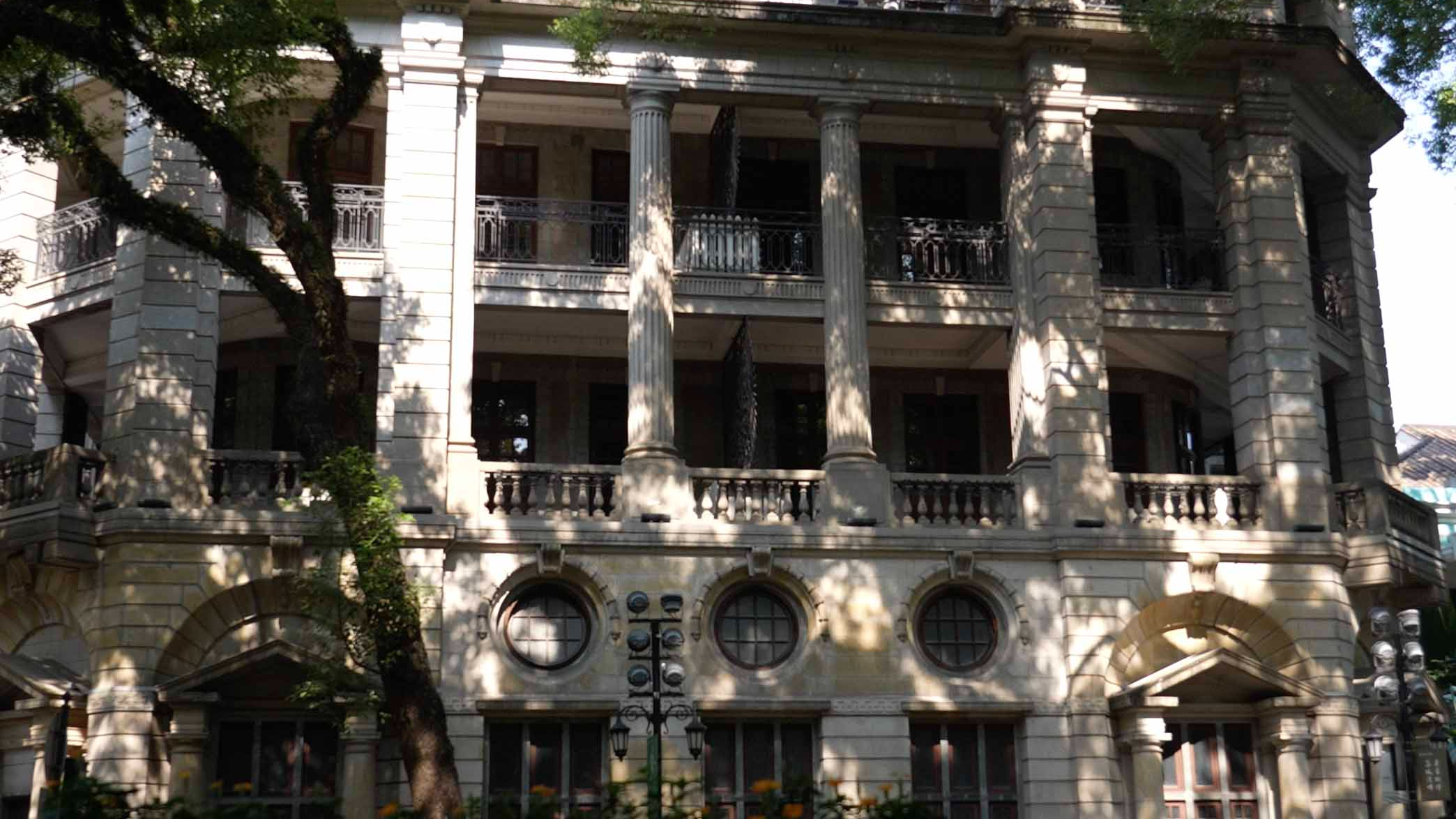 Guangzhou's tiny island famed for its Western-style architecture