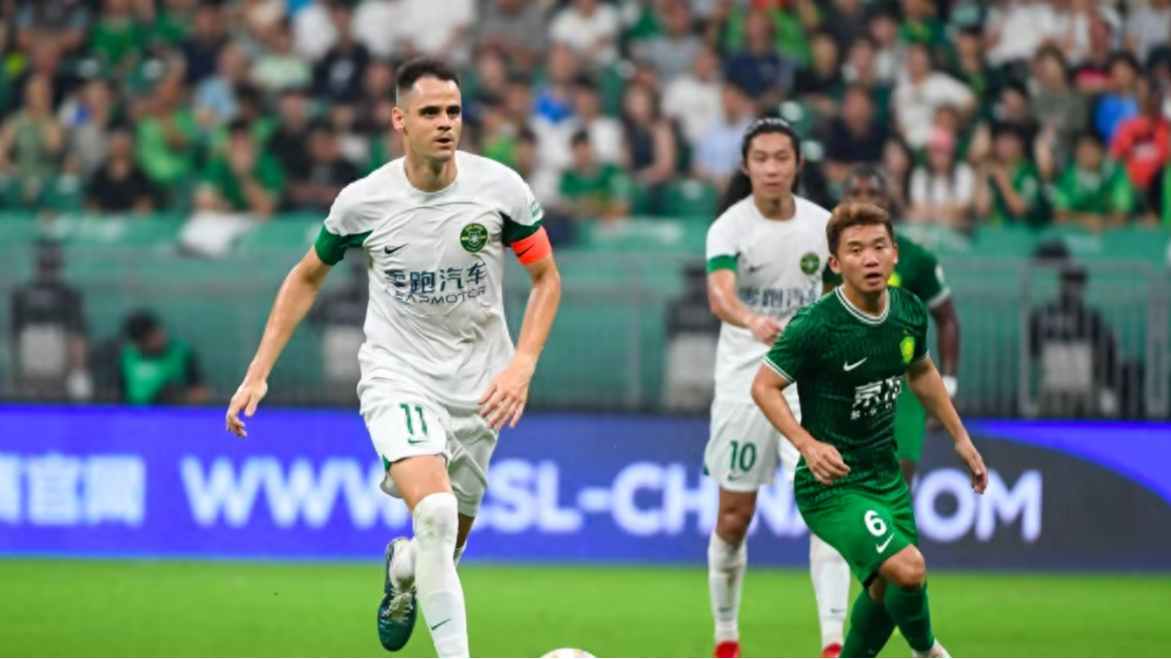 Franko Andrijasevic (#11) of Zhejiang Pro dribbles in a Chinese Super League game against Beijing Guoan in Beijing, China, August 16, 2024. /CFP