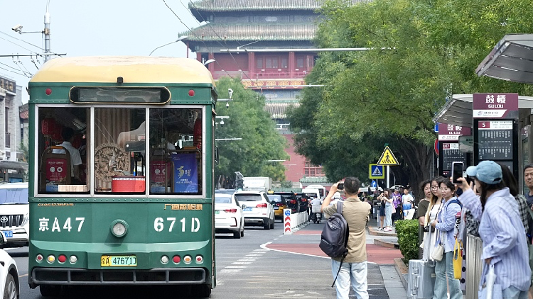 Beijing Central Axis bus tour – a great way to explore Beijing