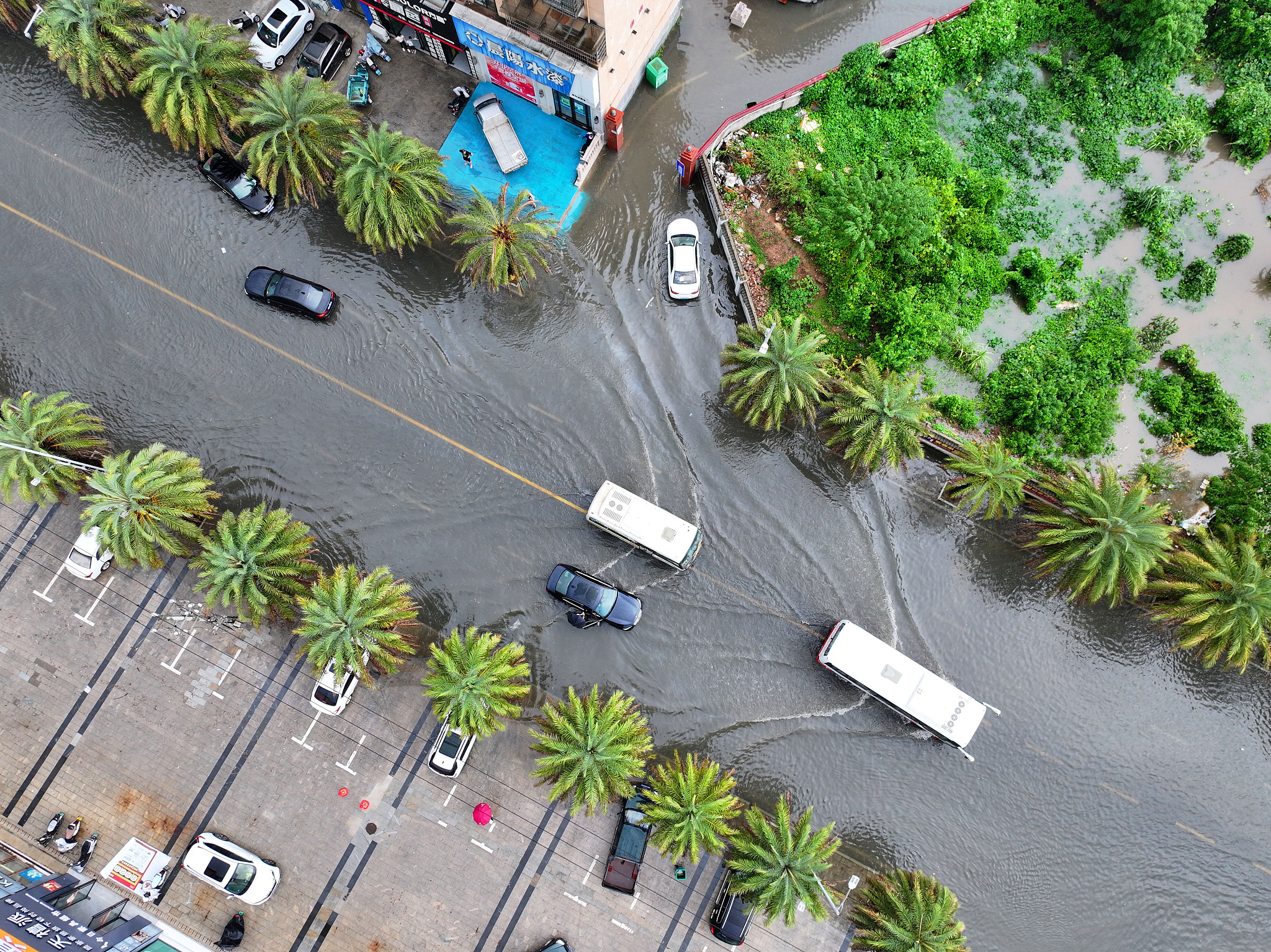 Heavy rainfall in east China's Jiangxi Province. /CFP