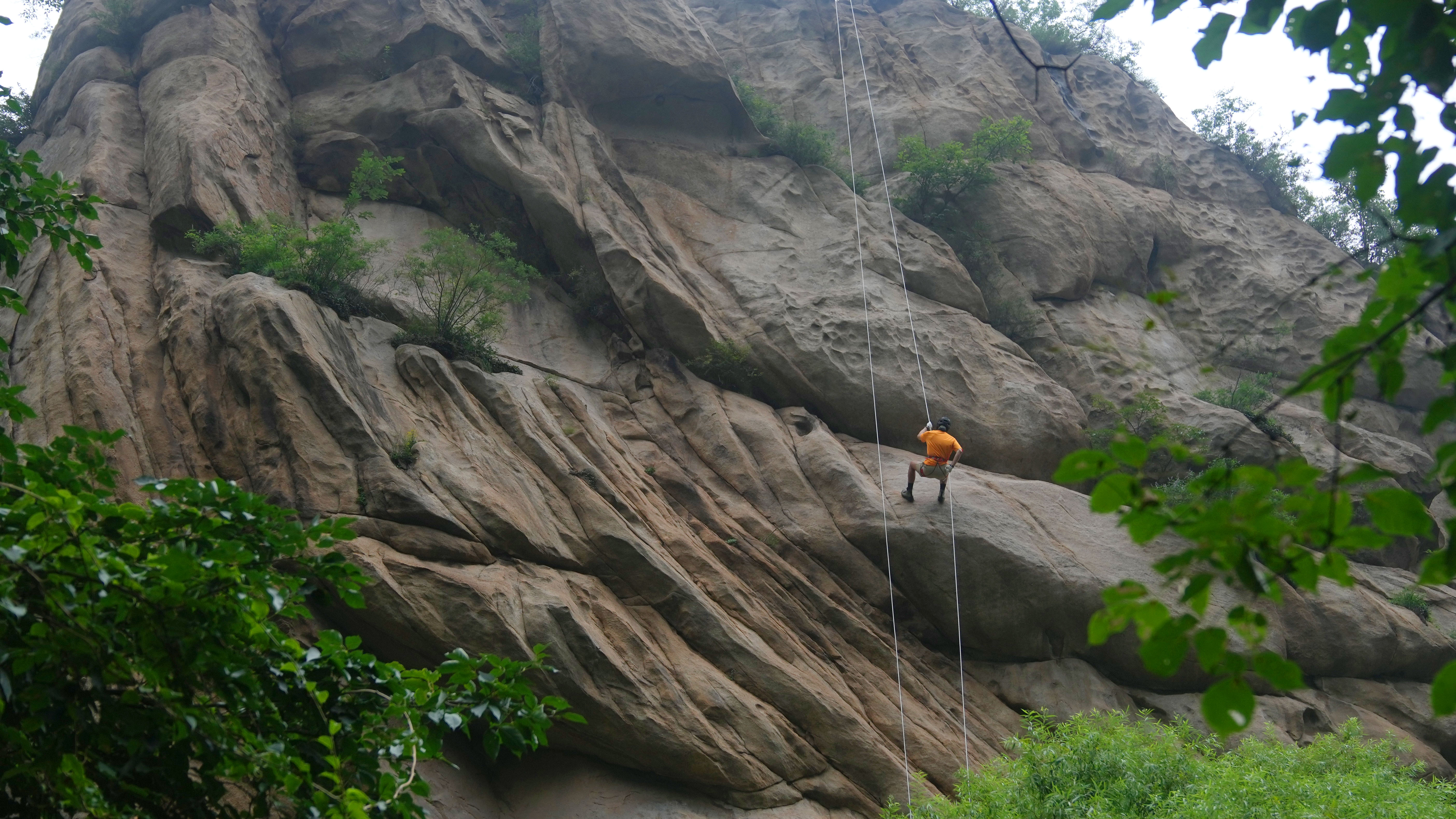 Outdoor adventure guide training takes place in Beijing