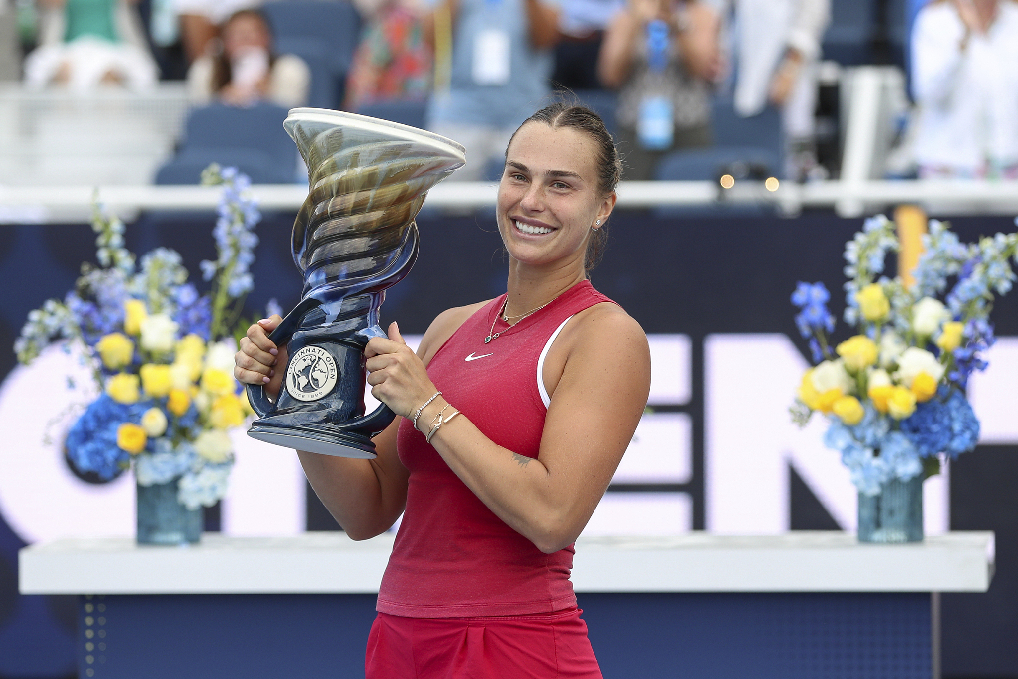 Aryna Sabalenka of Belarus wins the women's singles title at the Cincinnati Open in Mason, Ohio, August 19, 2024. /CFP