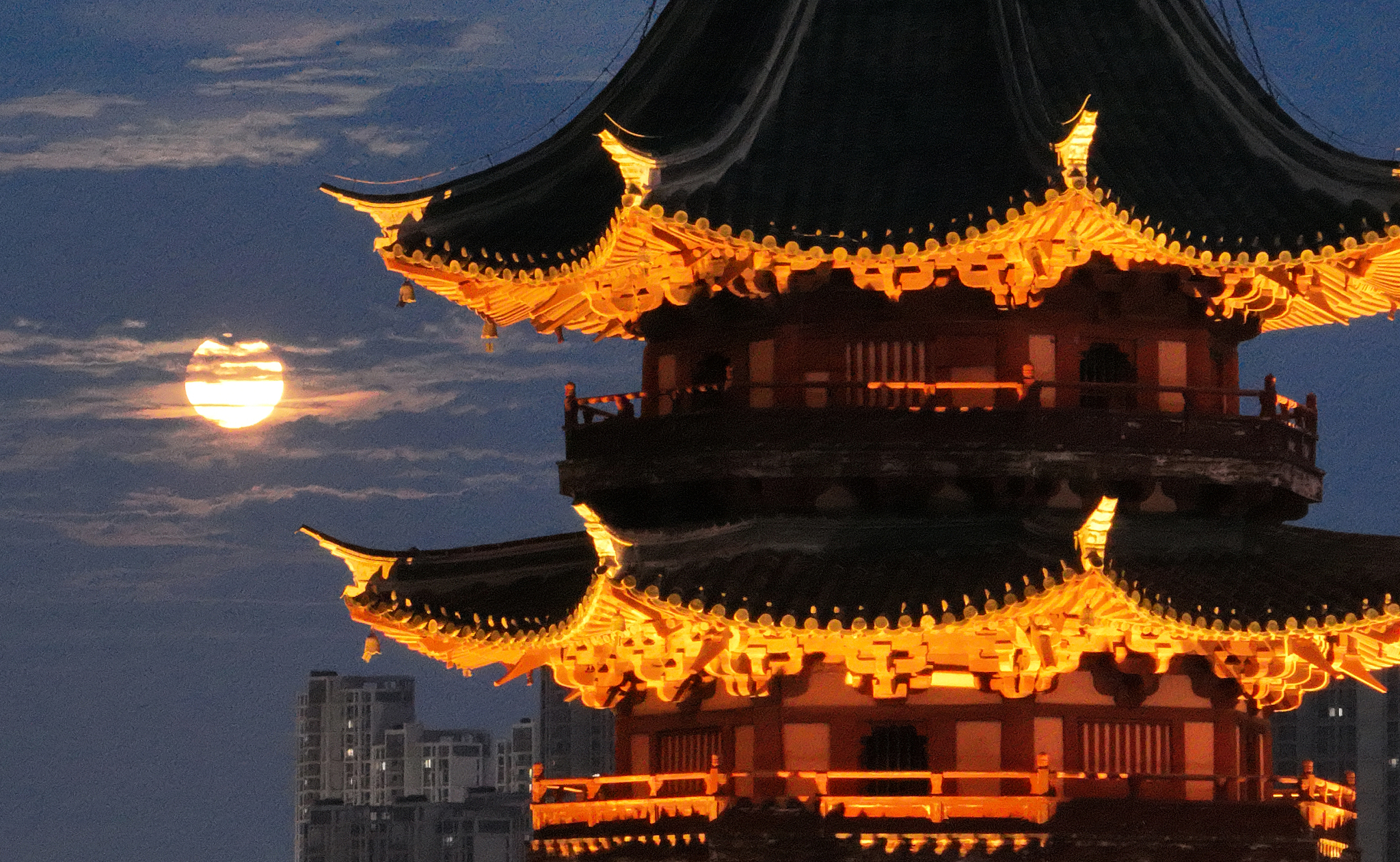 The supermoon is captured over the old town of Suzhou in Jiangsu Province on August 19, 2024. /CFP