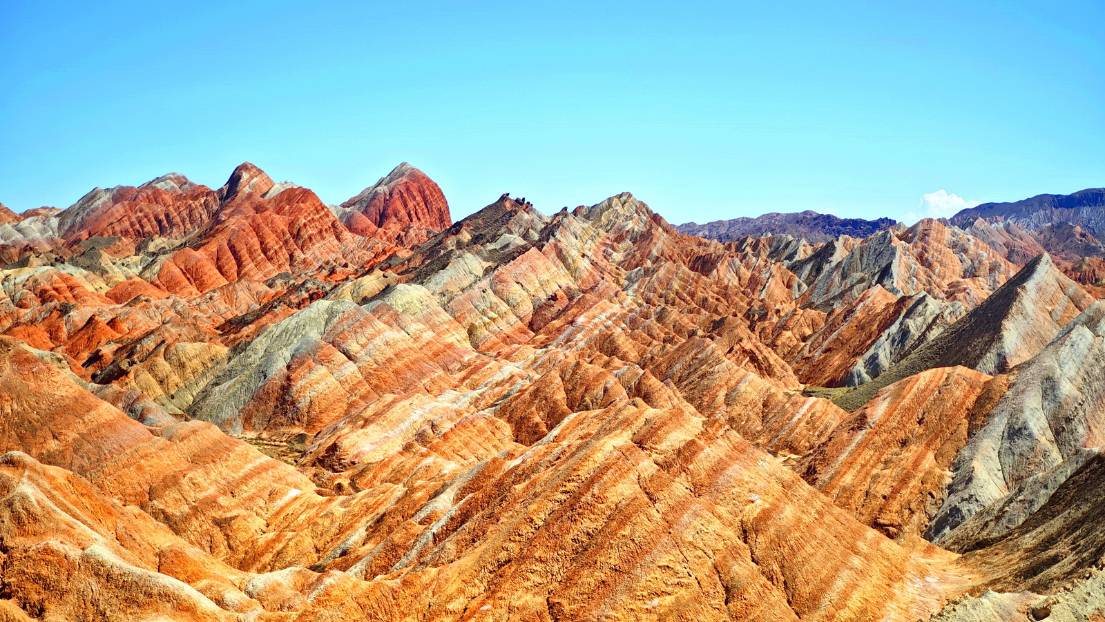 A view of the multihued mountains at the Colorful Danxia Scenic Area of the Danxia National Geological Park in Zhangye, Gansu Province on August 18, 2024 /CFP