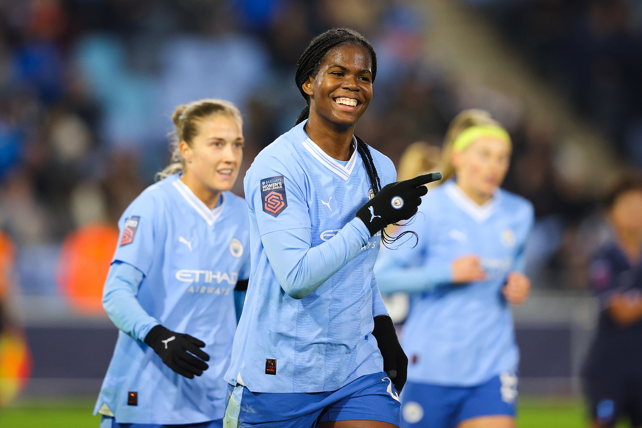 Khadija Shaw (C) of Manchester City celebrates after scoring a goal during the Women's Super League match between Manchester City and Tottenham Hotspur at the Joie Stadium in Manchester, England, November 26, 2023. /CFP