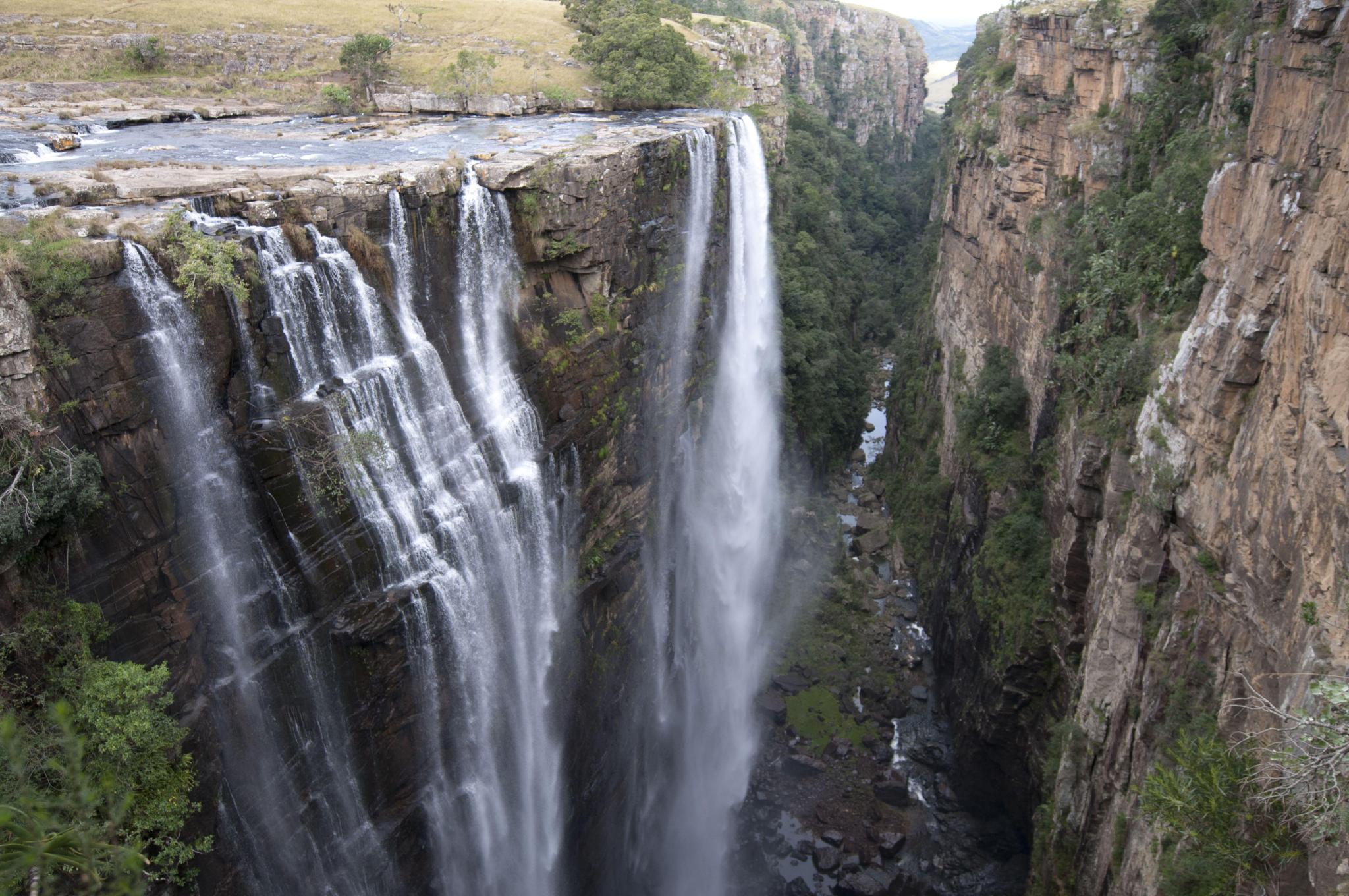 Africa's waterfalls, pulse of the continent's rivers