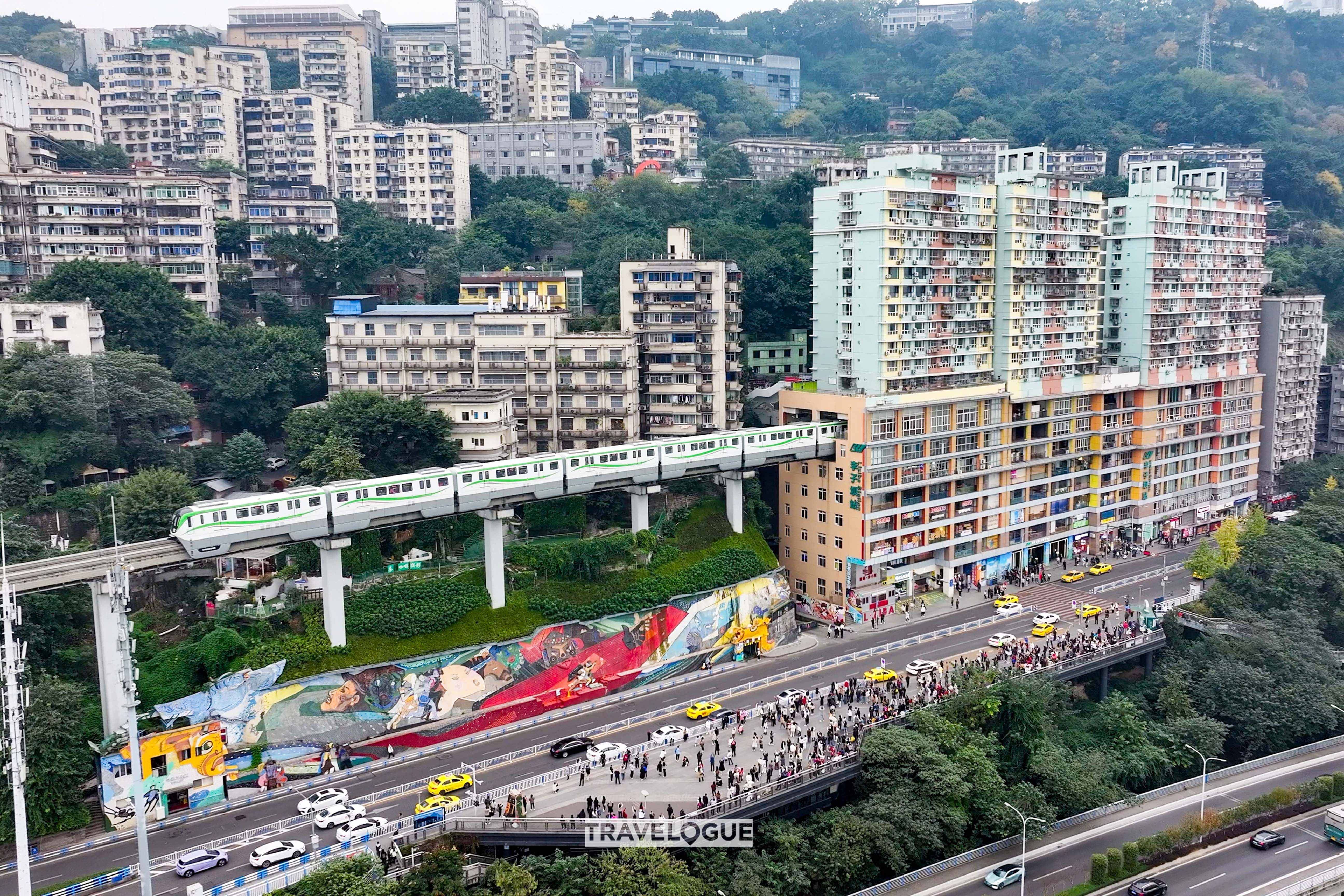 A train arrives at Liziba Station in Chongqing. /CGTN