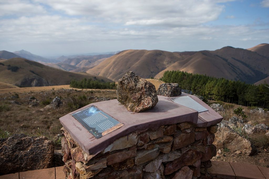 A view of the Barberton Makhonjwa Mountains in South Africa. /CFP