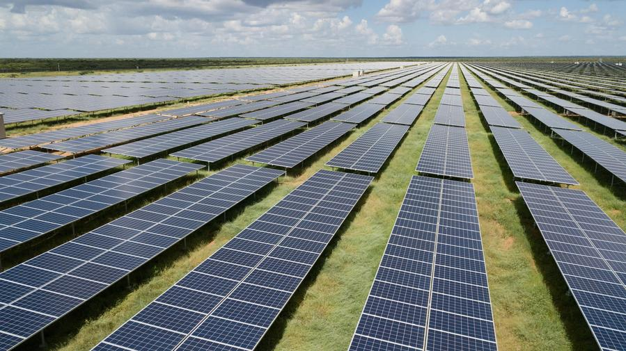 A 50-megawatt solar power farm in Garissa, Kenya, December 13, 2019. /Xinhua